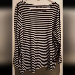 *Black & Gray Striped Top